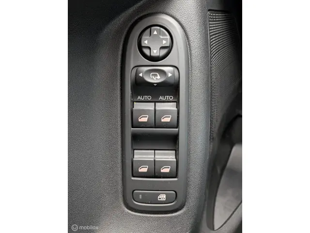 Citroën C3 1.2 PureTech Feel Edition 2016 Benzine 19