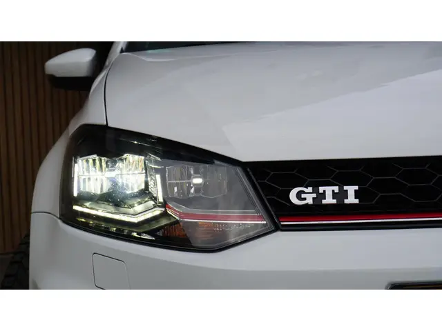 Volkswagen Polo 1.8 TSI 192PK GTI DSG 2015 Benzine 40