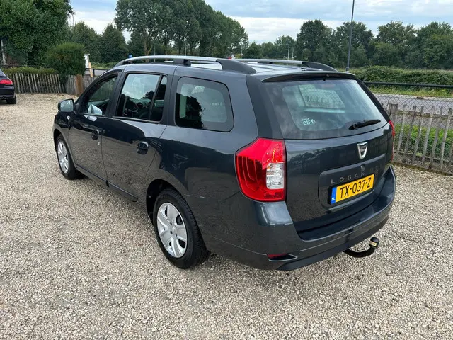 Dacia Logan Airco, trekhaak 2017 Benzine 4