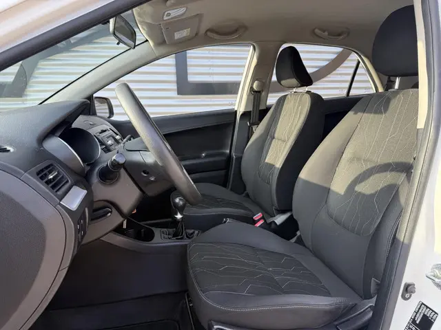 Kia Picanto 1.0 CVVT ComfortLine 2015 Benzine 8