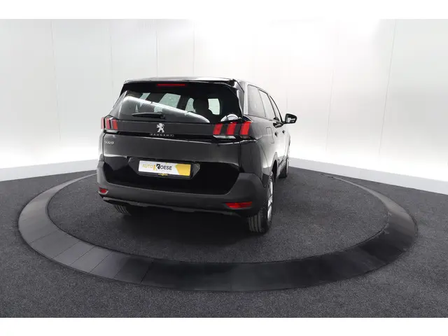 Peugeot 5008 PureTech 130 EAT8 Active Pack 2023 Benzine 11
