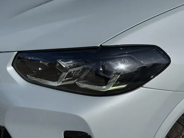 BMW X3 xDrive30e 2023 Hybride Benzine 13