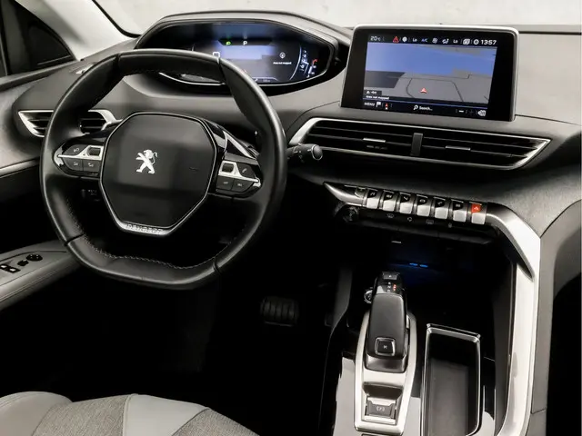 Peugeot 3008 1.2 PureTech Crossway 2019 Benzine 7