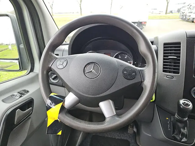 Mercedes-Benz Sprinter 519 2014 Diesel 11