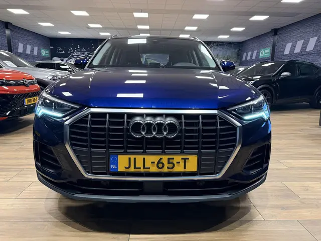 Audi Q3 45 TFSI e edition 2022 Hybride Benzine 7