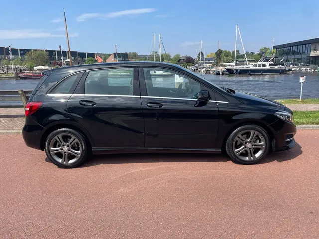 Mercedes-Benz B-Klasse 180 Ambition 2014 Benzine 3