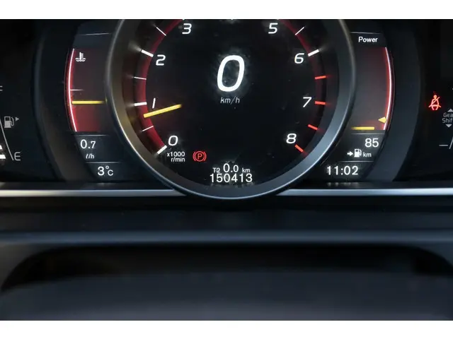 Volvo V40 T4 Momentum | Trekhaak | Xenon 2015 Benzine 15