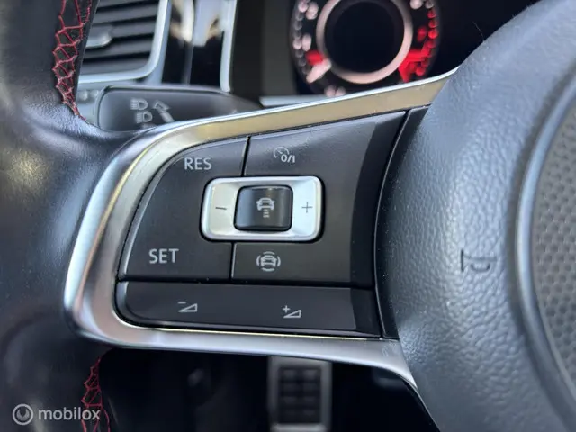 Volkswagen Golf 2.0 TSI GTI Performance 2019 Benzine 35