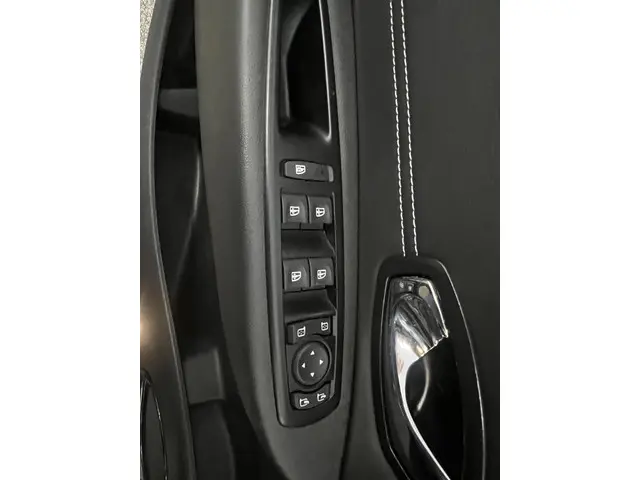 Renault Grand Scénic 2.0 Bose 2014 Benzine 18