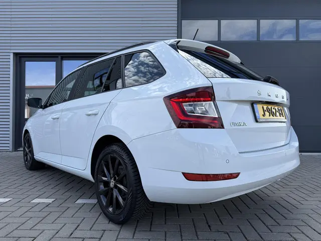 Škoda Fabia Combi 1.0 TSI Sport Business 2020 Benzine 4