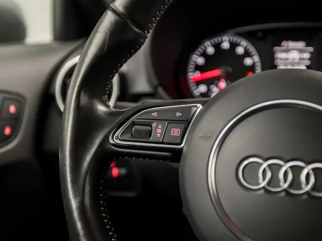 Audi A1 1.8 TFSI S-Line Sport 2015 Benzine 23