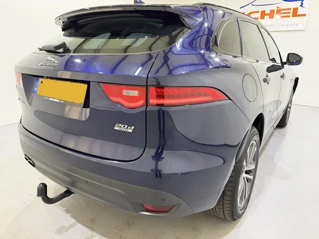 Jaguar F-PACE 2.0d Turbo Portfolio AWD Aut. 2017 Diesel 35