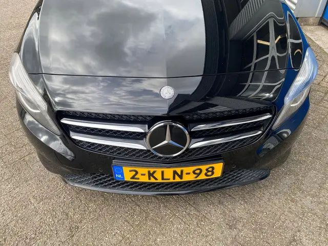 Mercedes-Benz A-Klasse 180 4U3 2013 Benzine 26