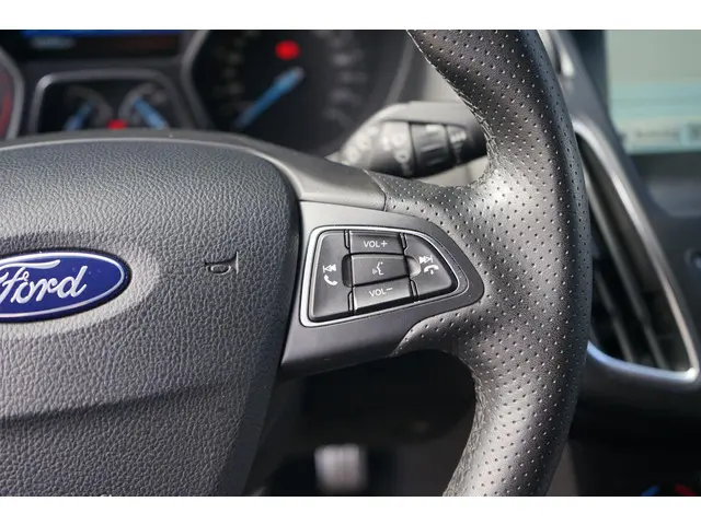 Ford Focus 1.0 ST-Line 2018 Benzine 16