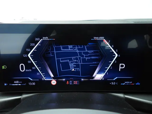 BMW 3 Serie Touring 318i 2025 Benzine 12