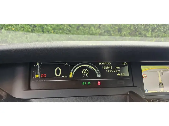 Renault Scénic 1.2 TCe Bose 2013 Benzine 21