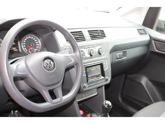 Volkswagen Caddy 1.2 TSI Trendline 2017 Benzine 24