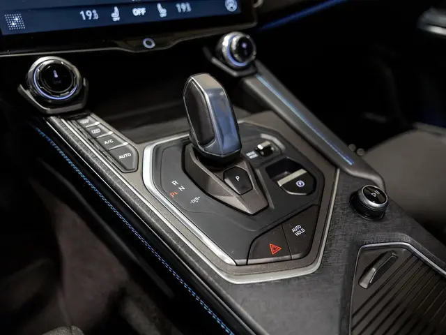 Lynk & Co 01 1.5 / 261pk / Blackstyle 2022 Hybride Benzine 37