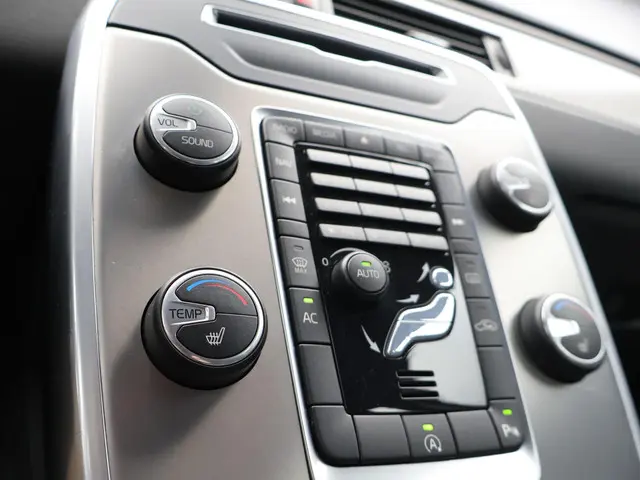 Volvo V70 T4 Nordic+ 2014 Benzine 20