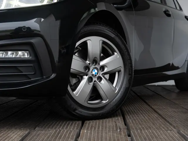 BMW 1 Serie 118i 2022 Benzine 15