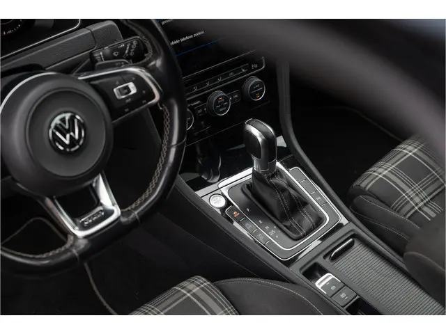 Volkswagen Golf 2.0 TDI GTD 2019 Diesel 9