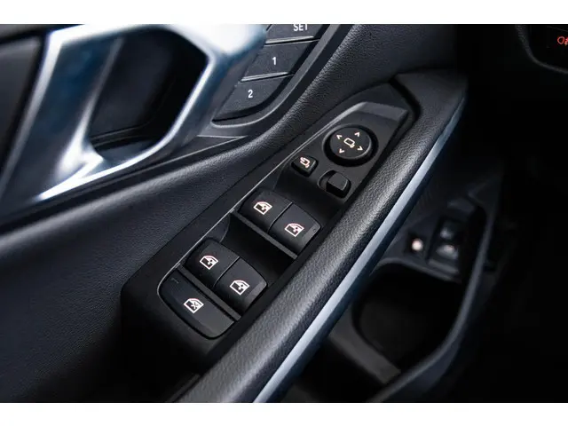 BMW 3 Serie Touring 330e xDrive 2023 Hybride Benzine 25