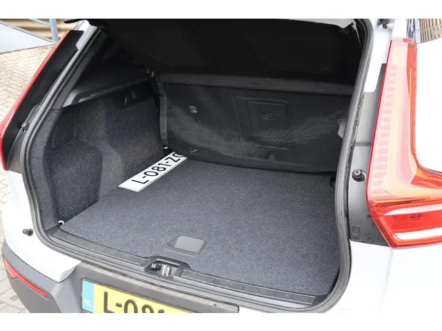 Volvo XC40 T5 Recharge R-Design 2021 Hybride Benzine 30