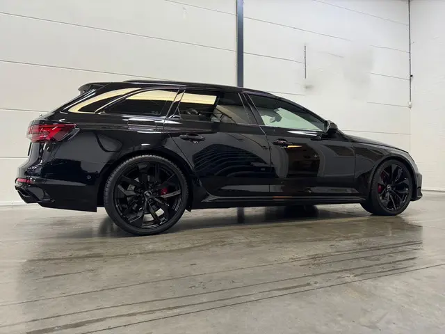 Audi RS4 A4 Avant 2.9 TFSI quattro 2018 Benzine 10