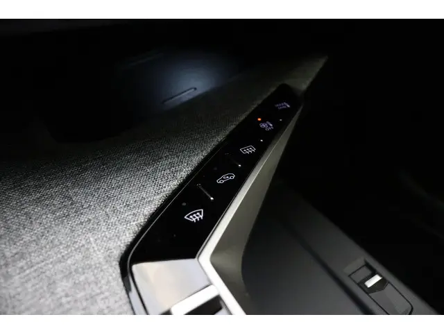Peugeot e-5008 GT Avantage 73 kWh 2025 Elektrisch 26