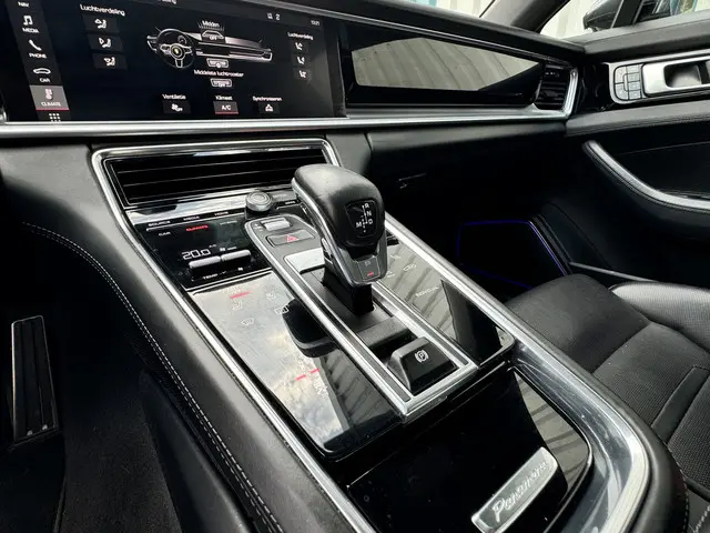 Porsche Panamera 2.9 4 E-Hybrid 2017 Hybride Benzine 24