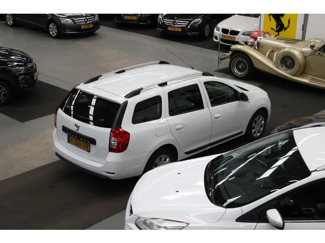 Dacia Logan MCV 0.9 TCe Lauréate 2015 Benzine 21