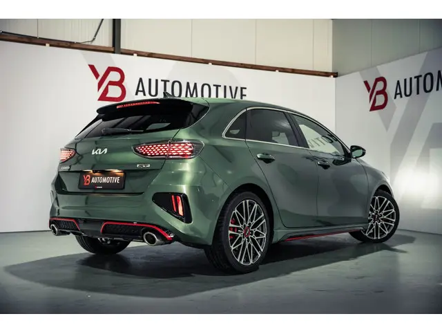 Kia Ceed 1.6 T-GDi GT 2023 Benzine 4