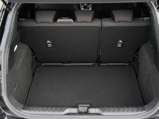 Ford Puma 1.0 HYBRID ST-LINE/ WINTER PACK/ 2022 Benzine 23