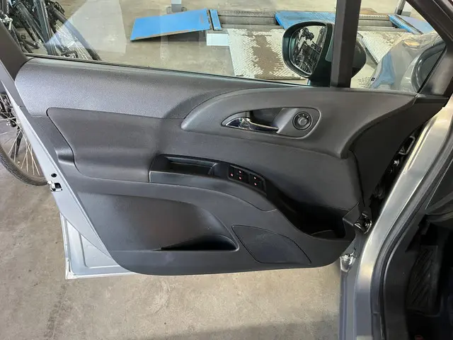 Opel Meriva 1.4 Turbo Business+ 2014 Benzine 21