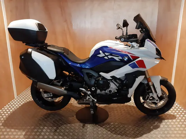 BMW S 1000 XR S 1000 XR verlaagd 2021 Benzine 4