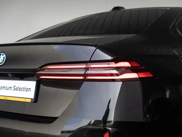 BMW i5 M60 xDrive 2024 Elektrisch 15