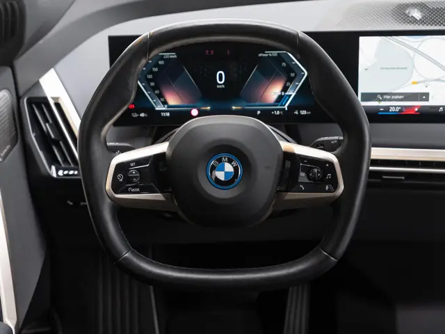BMW iX xDrive40 2024 Elektrisch 12