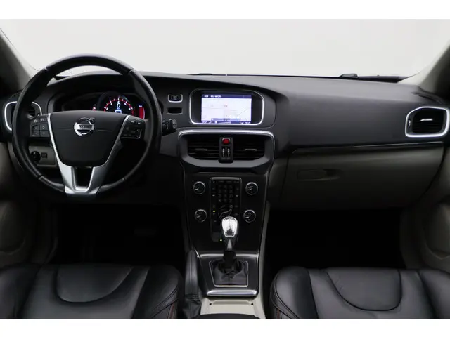Volvo V40 2