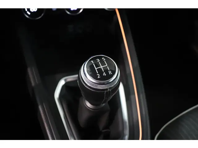 Renault Clio 1.0 TCe Intens 2019 Benzine 22