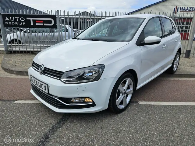 Volkswagen Polo 1.2 TSI Highline Automaat 2015 Benzine 2