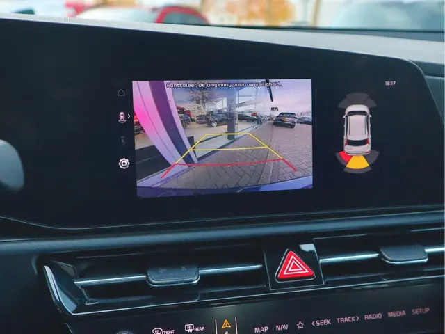 Kia Niro EV ExecutiveLine 64.8 kWh 2024 Elektrisch 16