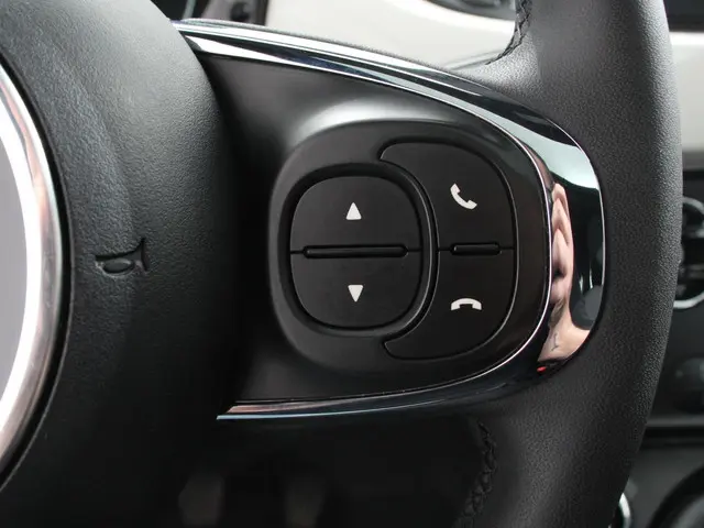 Fiat 500 1.0 Hybrid Dolcevita 2024 Benzine 17