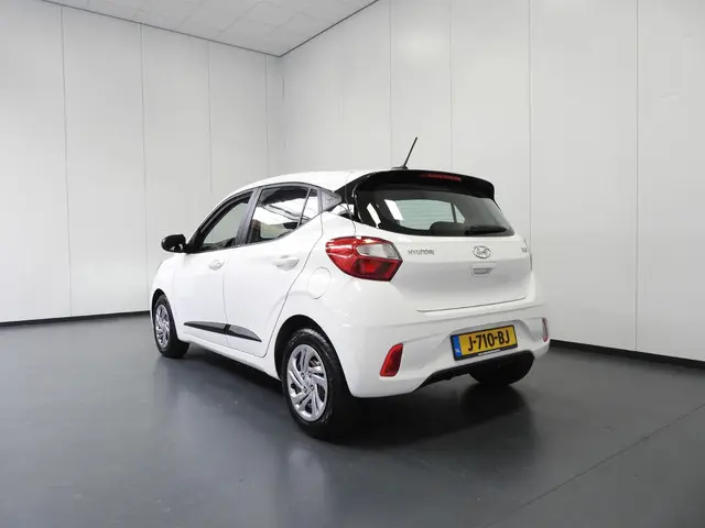 Hyundai i10 1.0 Comfort 2020 Benzine 3