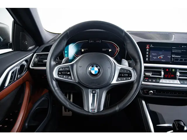 BMW 4 Serie Cabrio M440i High Executive 2023 Benzine 19