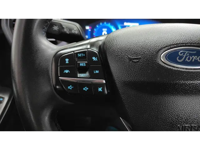 Ford Kuga 2.5 PHEV Titanium 2022 Hybride Benzine 17