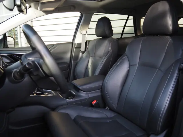 Subaru Outback 2.5i Premium AWD 2023 Benzine 9