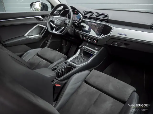 Audi Q3 Sportback 45 TFSI e S-Line 2021 Hybride Benzine 5