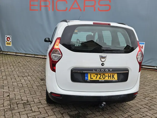 Dacia Lodgy 1.6 SCe 7p. 2020 Benzine 4