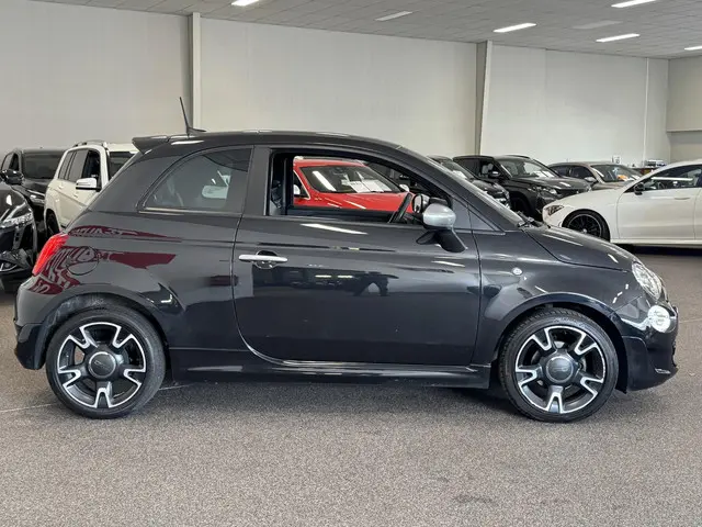 Fiat 500 0.9 TwinAir Turbo Rockstar 2021 Benzine 4