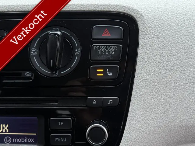 Volkswagen up! 1.0 move up! BlueMotion 2015 Benzine 28